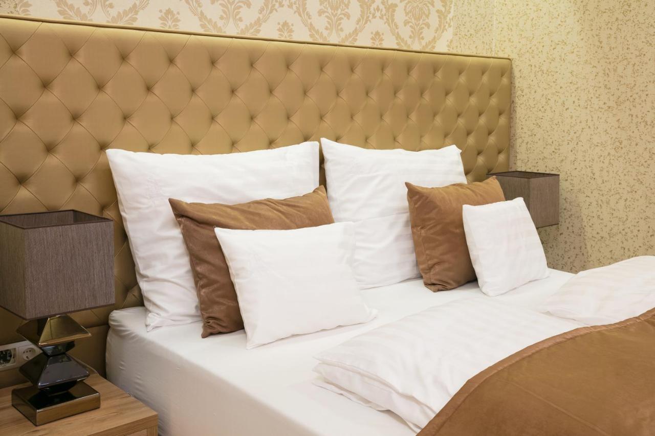 Foter Rezidencia 2 Aparthotel เยอร์ ภายนอก รูปภาพ