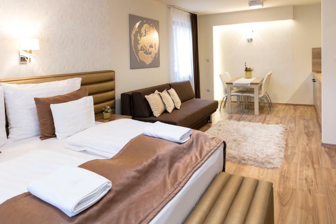 Foter Rezidencia 2 Aparthotel เยอร์ ภายนอก รูปภาพ