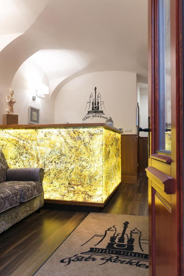 Foter Rezidencia 2 Aparthotel เยอร์ ภายนอก รูปภาพ